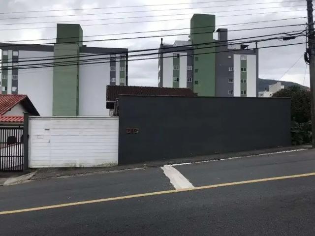 Casa / Sobrado para Venda em Jaraguá do Sul/SC Nova Brasília 4 Quartos