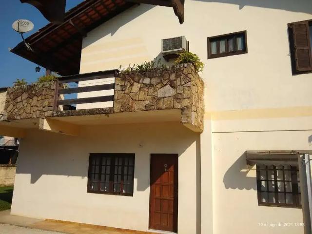 Casa / Sobrado para Venda em Jaraguá do Sul/SC Baependi 4 Quartos