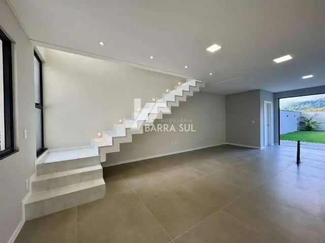 Casa / Sobrado para Venda em Jaraguá do Sul/SC Barra do Rio Cerro
