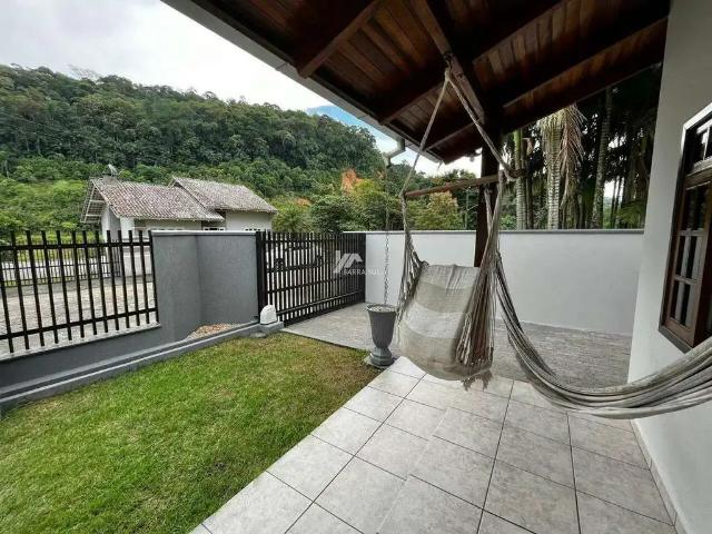 Casa / Sobrado para Venda em Jaraguá do Sul/SC Barra do Rio Cerro 2 Quartos