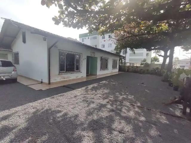 Casa / Sobrado para Venda em Jaraguá do Sul/SC Barra do Rio Molha 5 Quartos