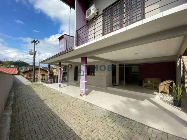 Casa / Sobrado para Venda em Jaraguá do Sul/SC Estrada Nova 4 Quartos