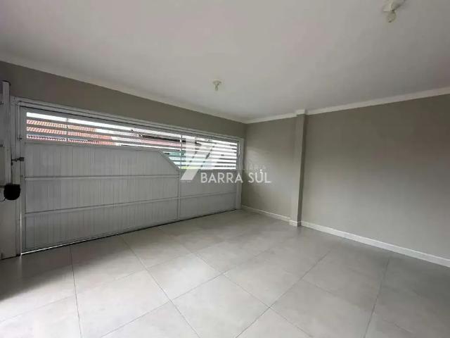 Casa / Sobrado para Venda em Jaraguá do Sul/SC Estrada Nova 4 Quartos