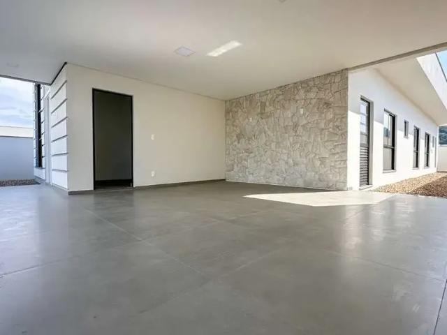 Casa / Sobrado para Venda em Jaraguá do Sul/SC Estrada Nova 3 Quartos