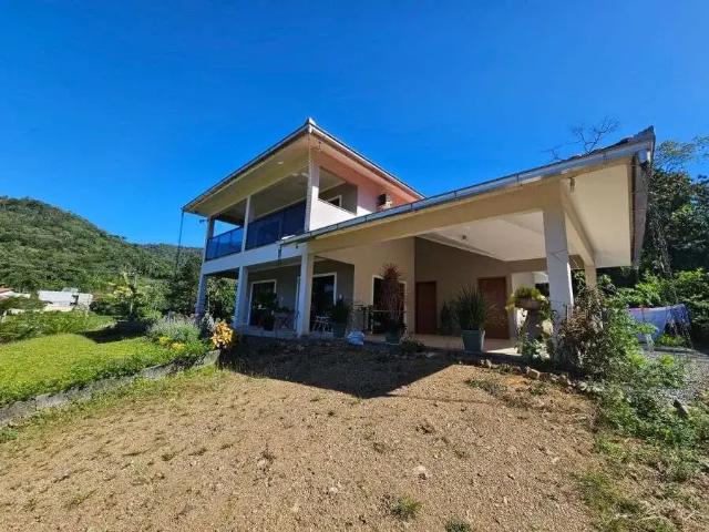 Casa / Sobrado para Venda em Jaraguá do Sul/SC Jaraguá 84 3 Quartos