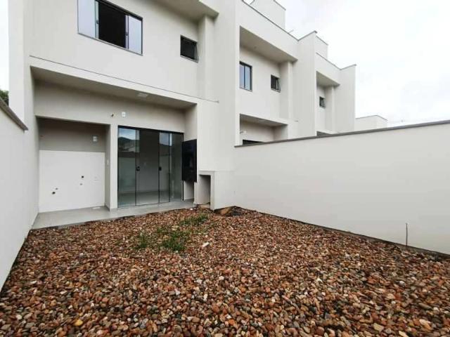 Casa / Sobrado para Venda em Jaraguá do Sul/SC Jaraguá 99 2 Quartos