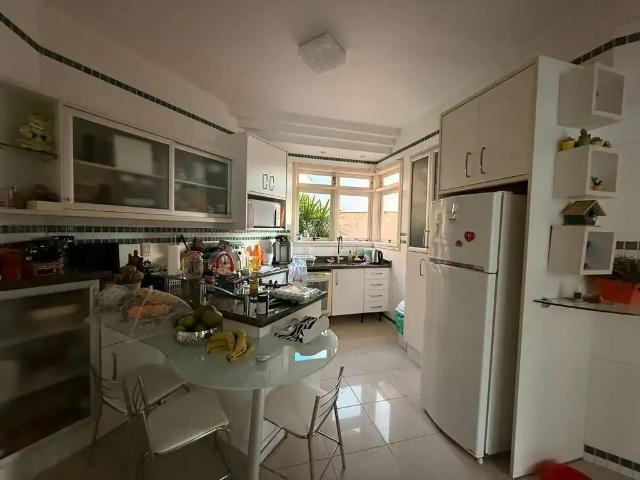 Casa / Sobrado para Venda em Jaraguá do Sul/SC Jaraguá Esquerdo 4 Quartos