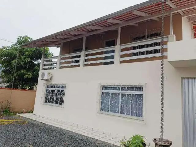 Casa / Sobrado para Venda em Jaraguá do Sul/SC Rau 5 Quartos