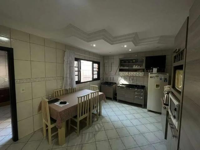 Casa / Sobrado para Venda em Jaraguá do Sul/SC Rau 3 Quartos