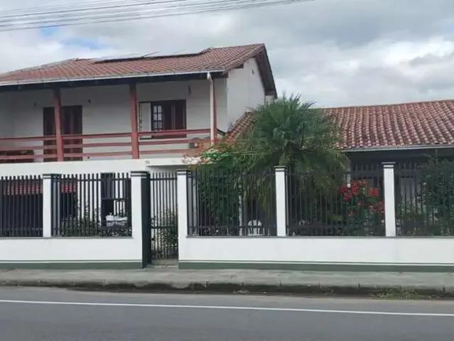 Casa / Sobrado para Venda em Jaraguá do Sul/SC Três Rios do Sul 4 Quartos