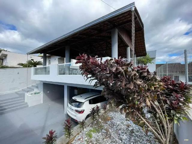 Casa / Sobrado para Venda em Jaraguá do Sul/SC Vila Lenzi 3 Quartos