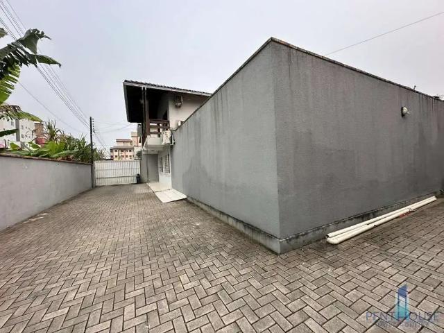 Casa / Sobrado para Venda em Jaraguá do Sul/SC Vila Nova 4 Quartos