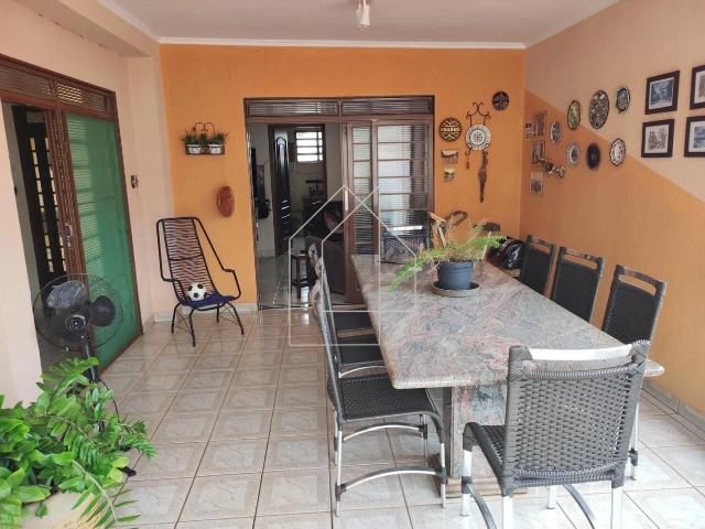 Casa / Sobrado para Venda em Jardinópolis/SP Vila Paulista 4 Quartos