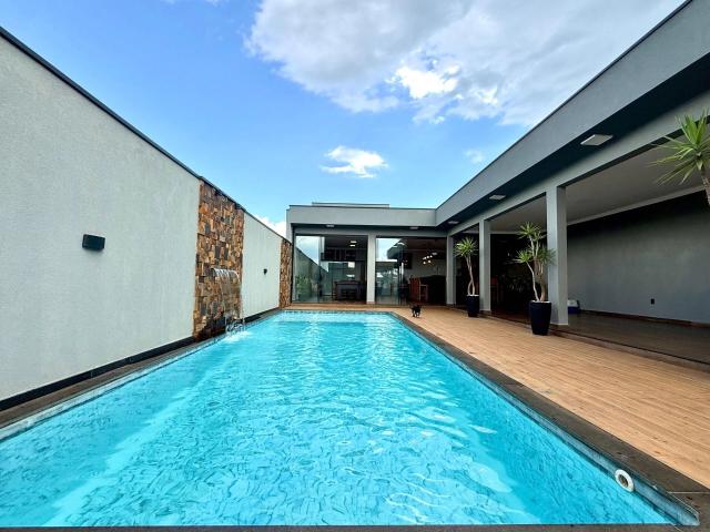 Casa / Sobrado para Venda em Jardinópolis/SP Centro 3 Quartos