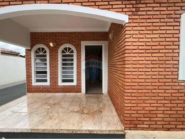 Casa / Sobrado para Venda em Jardinópolis/SP Centro 3 Quartos