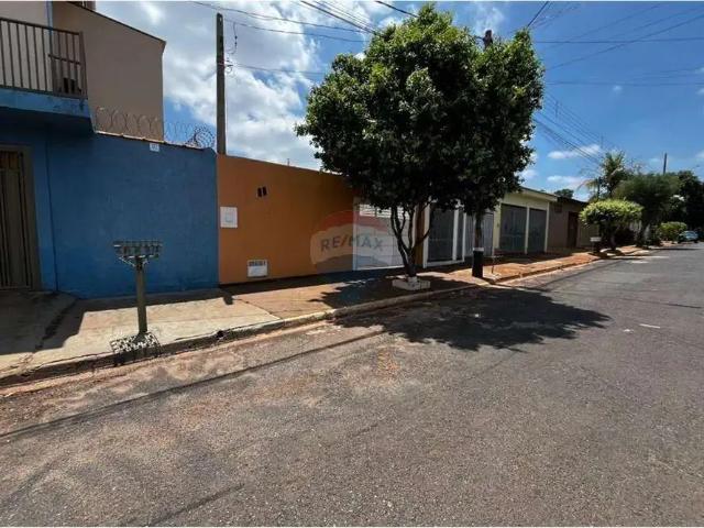Casa / Sobrado para Venda em Jardinópolis/SP Centro 2 Quartos
