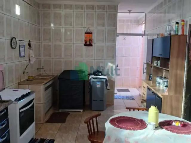 Casa / Sobrado para Venda em Jardinópolis/SP Complexo Urbano Hab Dona Elza Princivali Reis 3 Quartos