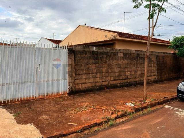 Casa / Sobrado para Venda em Jardinópolis/SP Jardinópolis 2 Quartos