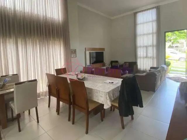 Casa / Sobrado para Venda em Jarinu/SP Cambarah 3 Quartos