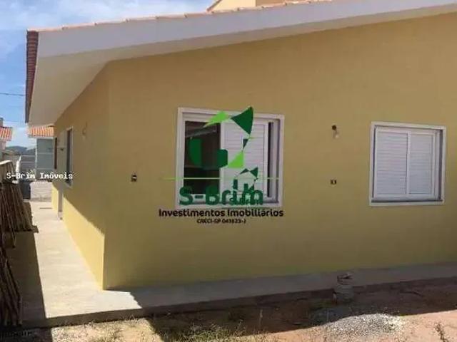 Casa / Sobrado para Venda em Jarinu/SP Centro 3 Quartos