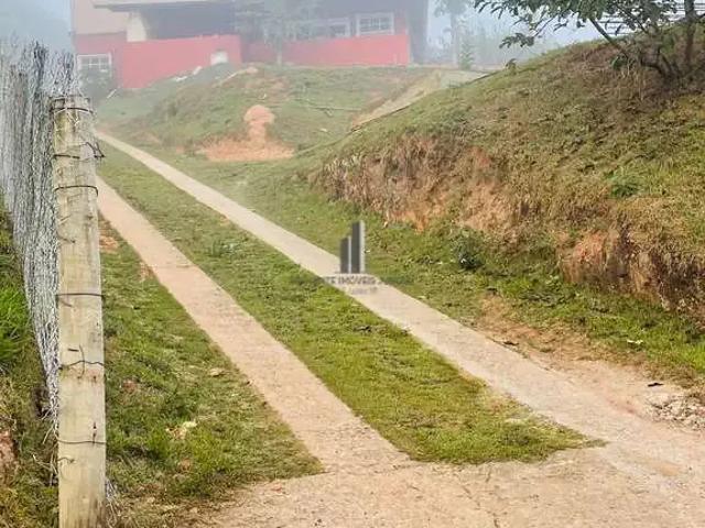 Casa / Sobrado para Venda em Jarinu/SP Centro 4 Quartos