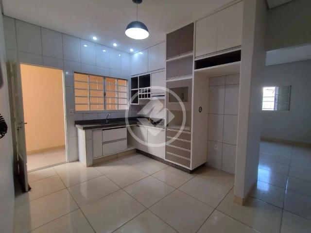 Casa / Sobrado para Venda em Jataí/GO Residencial Portal do Sol 1ª Etapa 2 Quartos