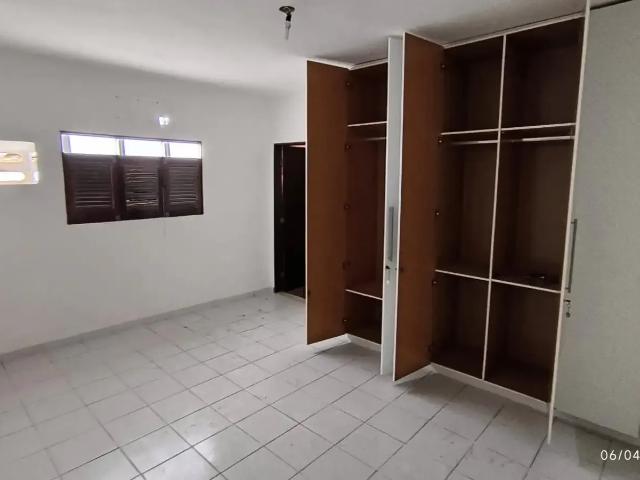 Casa / Sobrado para Venda em João Pessoa/PB Manaíra 3 Quartos