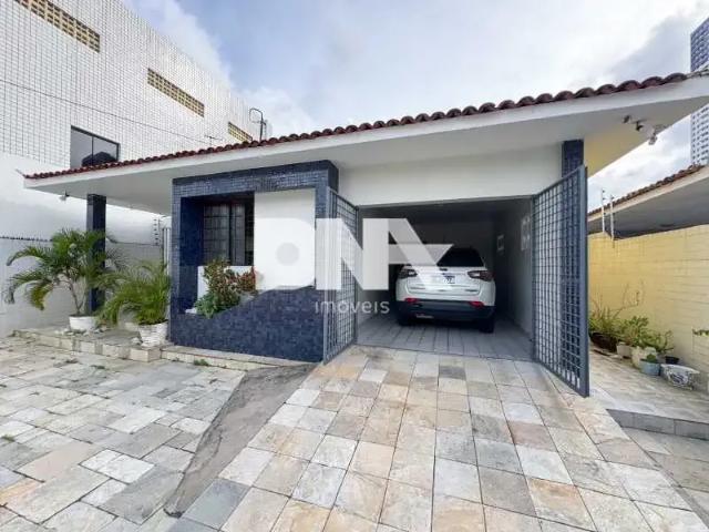 Casa / Sobrado para Venda em João Pessoa/PB Manaíra 3 Quartos