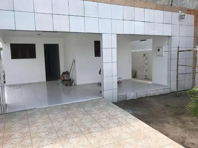 Casa / Sobrado para Venda em João Pessoa/PB Água Fria 3 Quartos