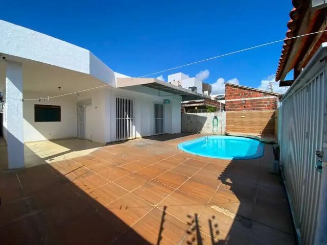 Casa / Sobrado para Venda em João Pessoa/PB Bessa 4 Quartos
