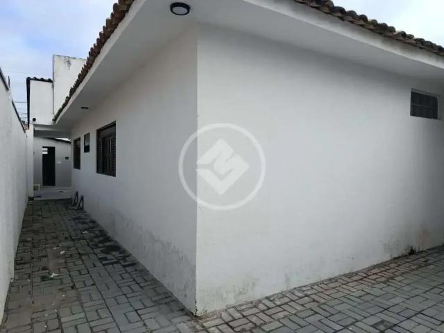 Casa / Sobrado para Venda em João Pessoa/PB Bessa 4 Quartos