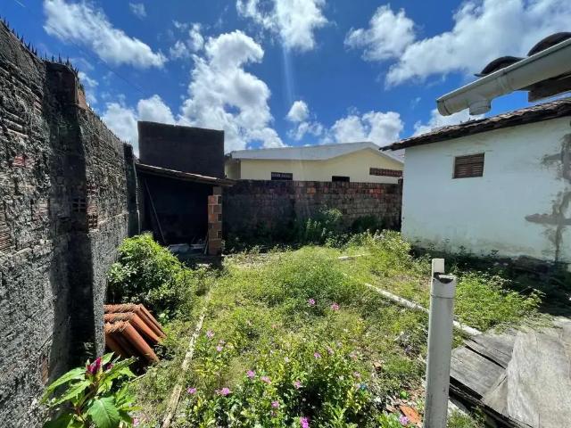 Casa / Sobrado para Venda em João Pessoa/PB Ernesto Geisel 3 Quartos