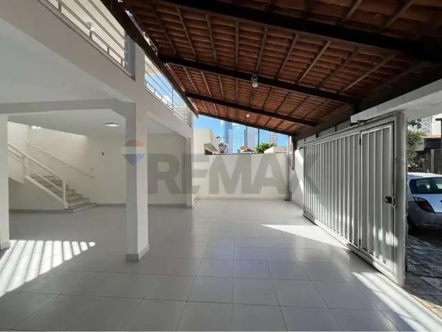 Casa / Sobrado para Venda em João Pessoa/PB João Agripino 5 Quartos