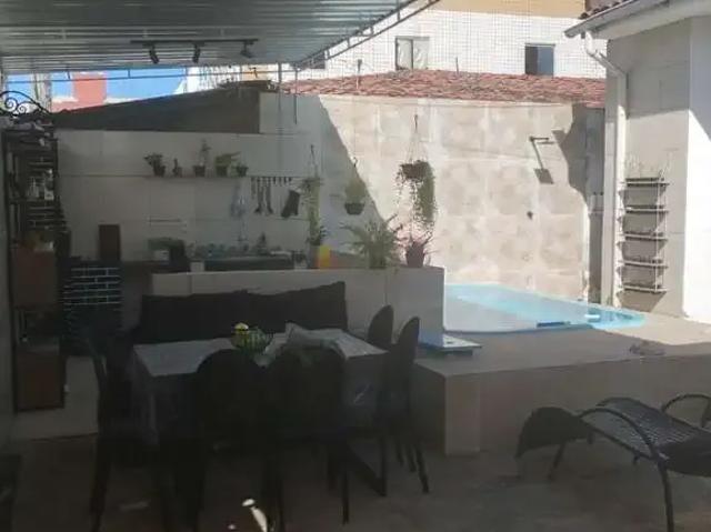 Casa / Sobrado para Venda em João Pessoa/PB João Paulo II 3 Quartos