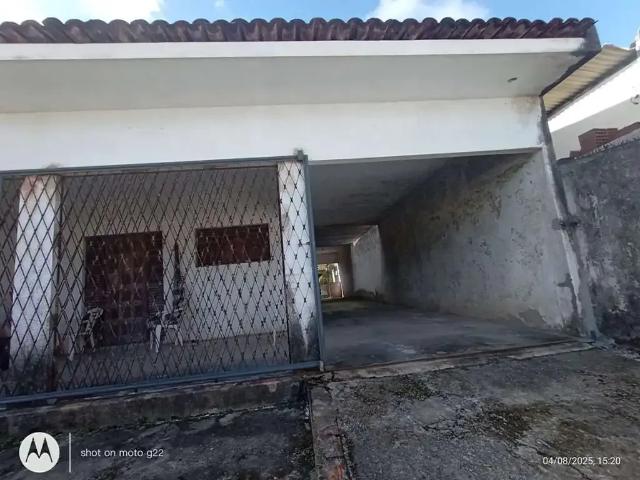 Casa / Sobrado para Venda em João Pessoa/PB João Paulo II 4 Quartos