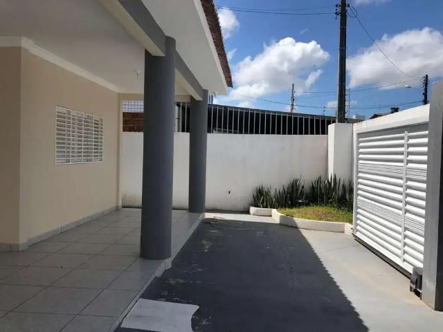 Casa / Sobrado para Venda em João Pessoa/PB José Américo de Almeida 3 Quartos