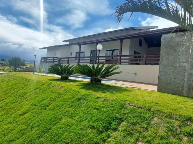 Casa / Sobrado para Venda em Joanópolis/SP Mosquito 4 Quartos