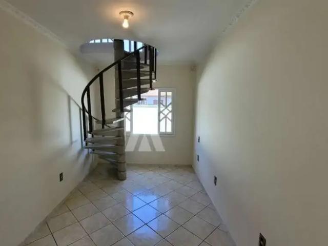 Casa / Sobrado para Venda em Joinville/SC Vila Nova 3 Quartos