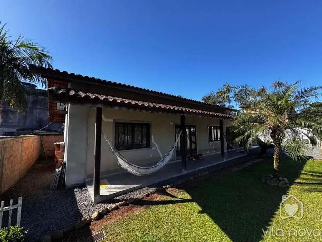 Casa / Sobrado para Venda em Joinville/SC Vila Nova 3 Quartos