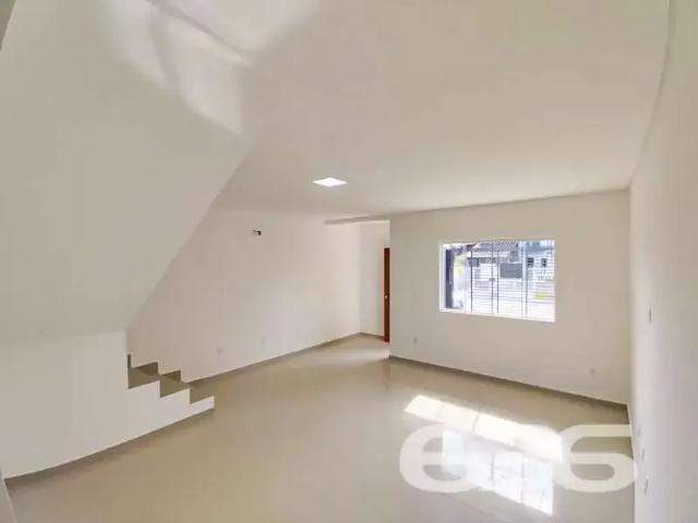 Casa / Sobrado para Venda em Joinville/SC Vila Nova 3 Quartos