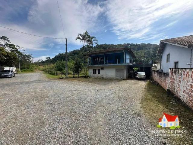 Casa / Sobrado para Venda em Joinville/SC Vila Nova 3 Quartos