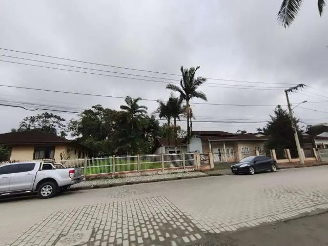 Casa / Sobrado para Venda em Joinville/SC Vila Nova 3 Quartos