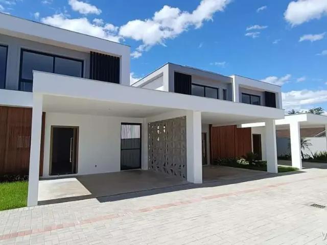 Casa / Sobrado para Venda em Joinville/SC Vila Nova 3 Quartos