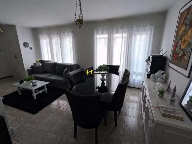 Casa / Sobrado para Venda em Joinville/SC Vila Nova 4 Quartos