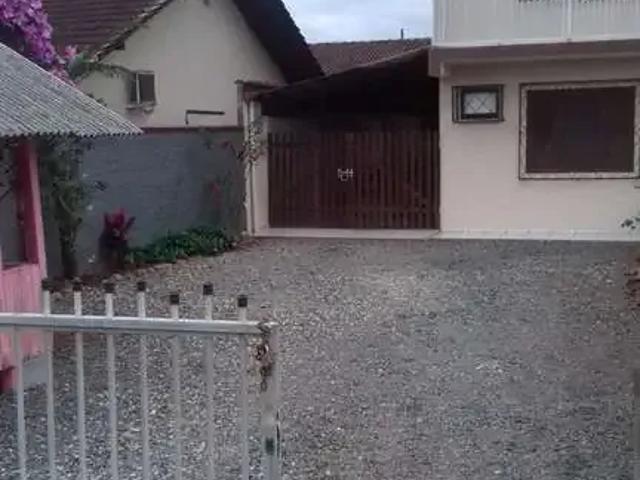Casa / Sobrado para Venda em Joinville/SC Vila Nova 4 Quartos