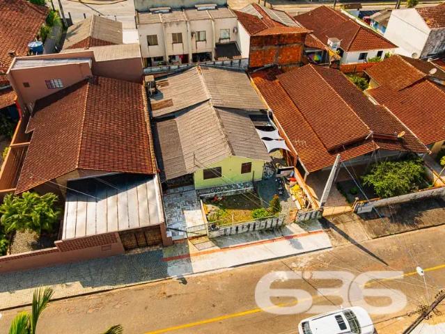 Casa / Sobrado para Venda em Joinville/SC Adhemar Garcia 5 Quartos