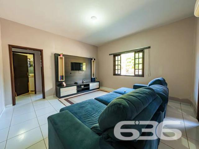 Casa / Sobrado para Venda em Joinville/SC Adhemar Garcia 3 Quartos