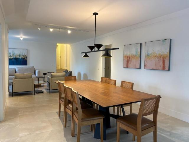Casa / Sobrado para Venda em Joinville/SC América 3 Quartos