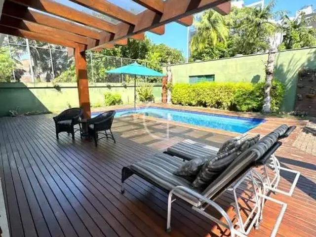 Casa / Sobrado para Venda em Joinville/SC América 3 Quartos