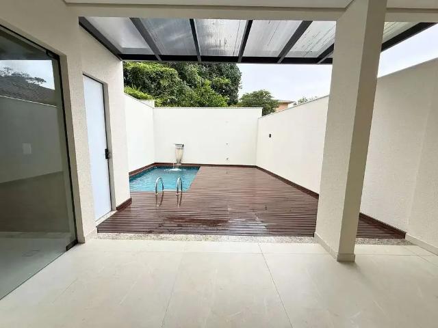 Casa / Sobrado para Venda em Joinville/SC América 3 Quartos